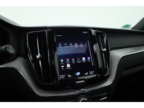 Volvo XC60 2.0 T8 390 PK Twin Engine AWD R-Design | Luchtvering | Heico | Acantara | Trekhaak | HUD | 360 camera | BTW |