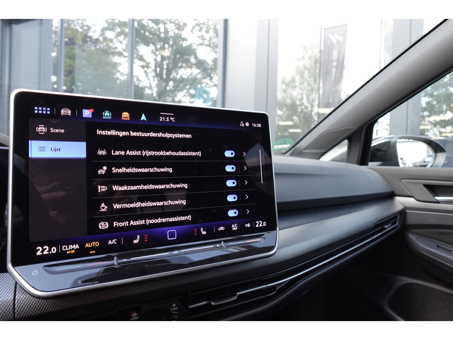 Volkswagen Golf 1.5 eTSI R-Line Edition PANO HUD KEYLESS