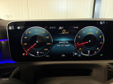 Mercedes-Benz CLA Shooting Brake 200 Pano Sfeer Trekhaak
