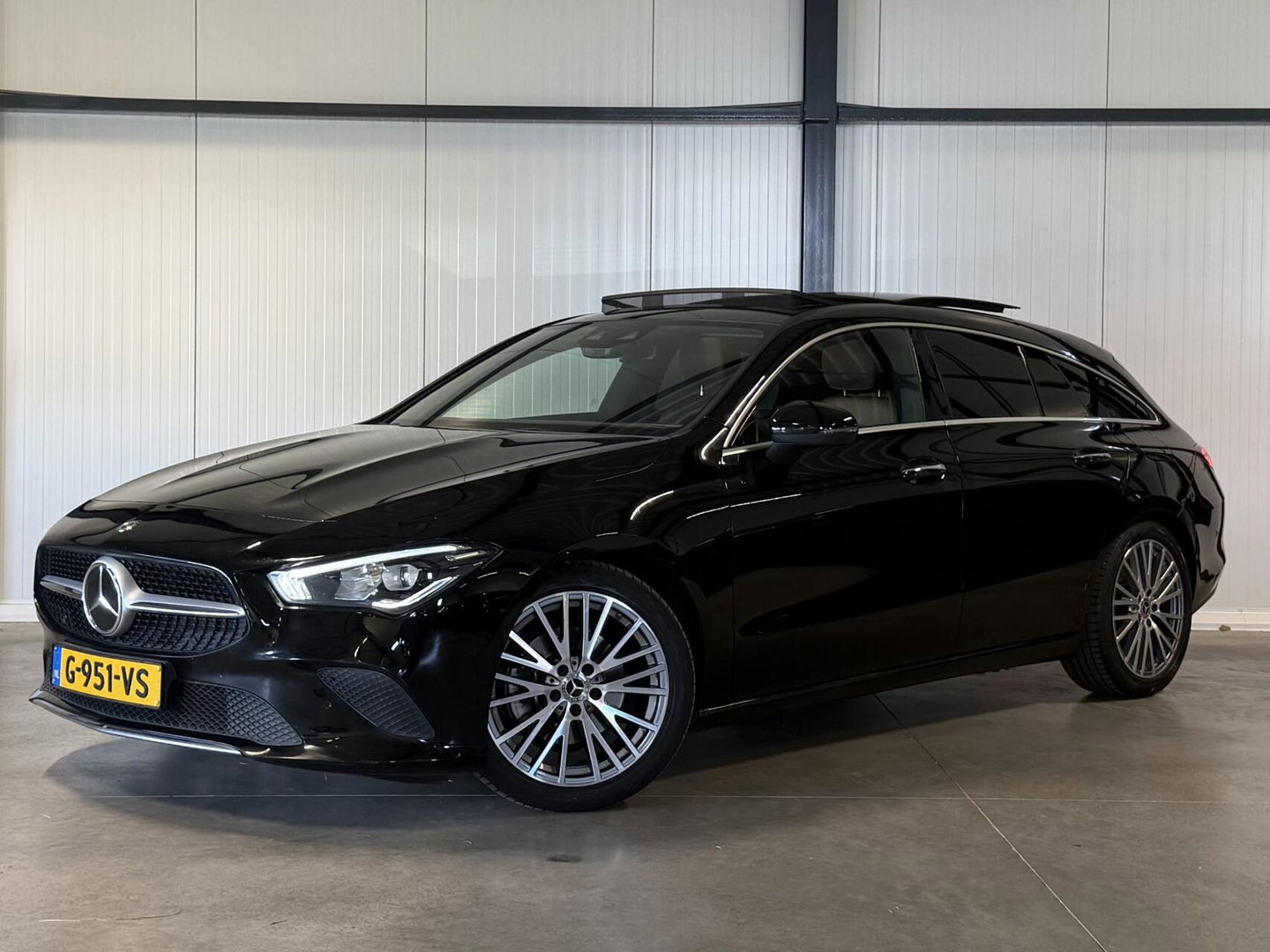 Mercedes-Benz CLA Shooting Brake 200 Pano Sfeer Trekhaak