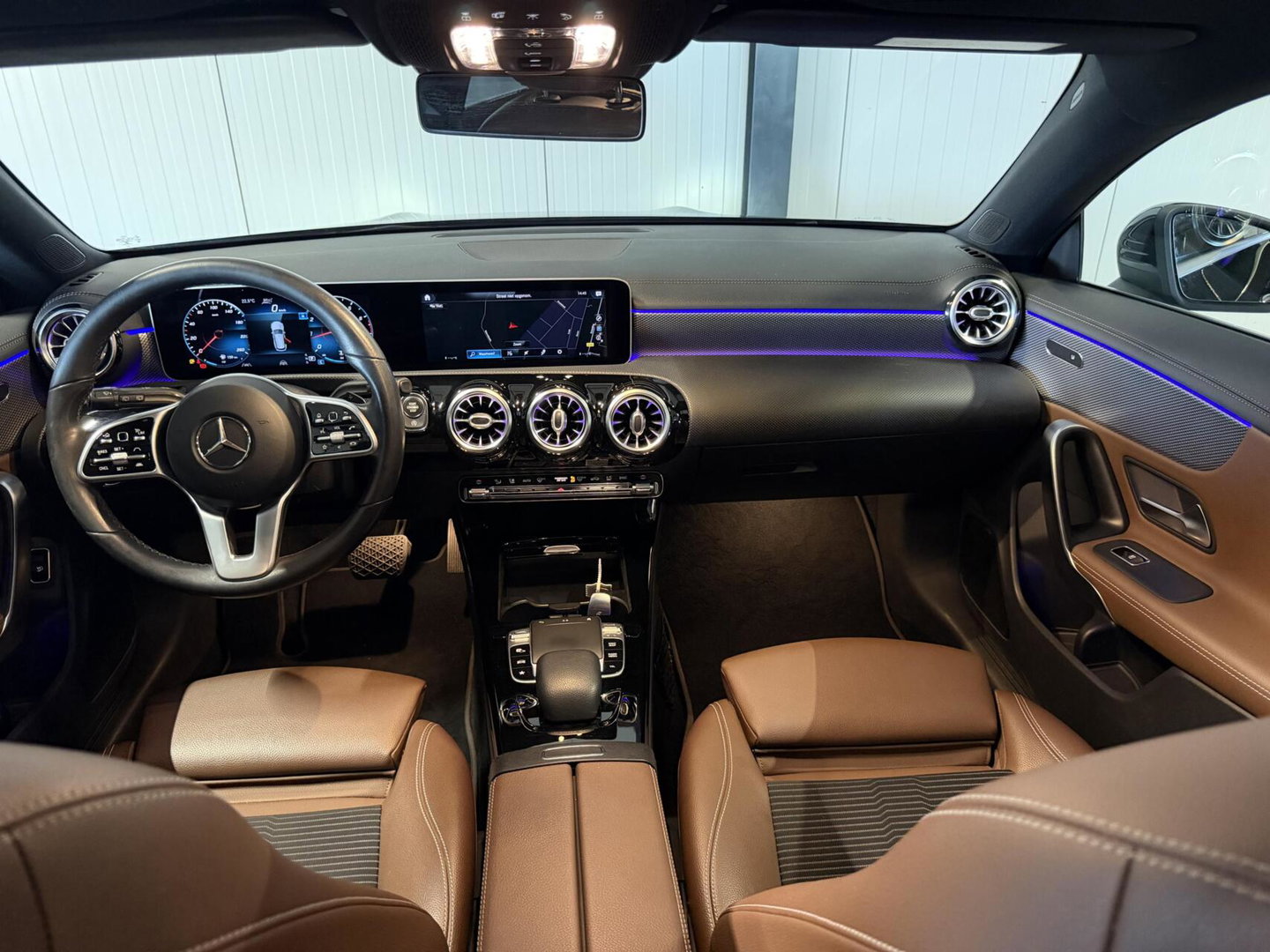 Mercedes-Benz CLA Shooting Brake 200 Pano Sfeer Trekhaak