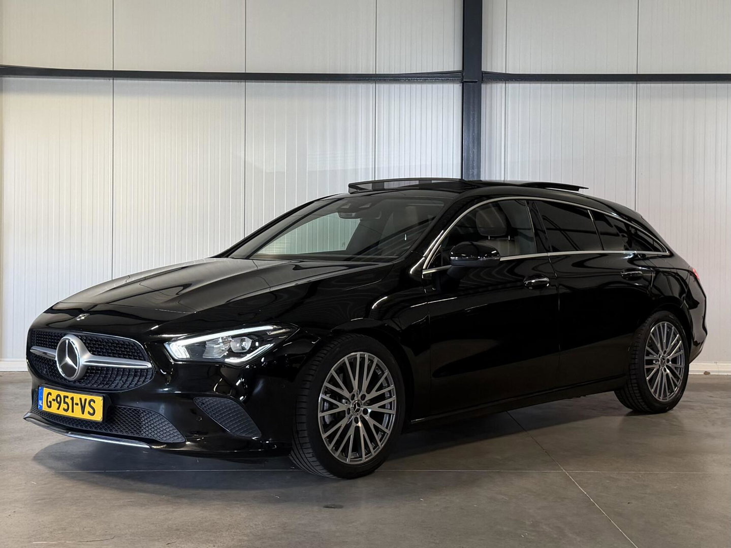 Mercedes-Benz CLA Shooting Brake 200 Pano Sfeer Trekhaak