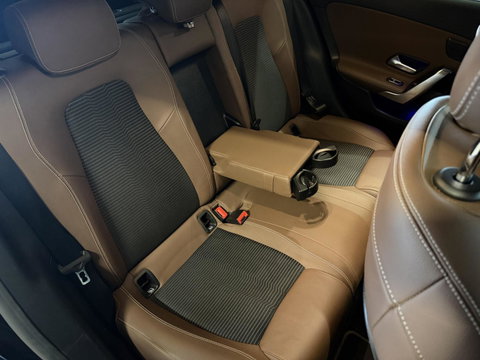 Mercedes-Benz CLA Shooting Brake 200 Pano Sfeer Trekhaak