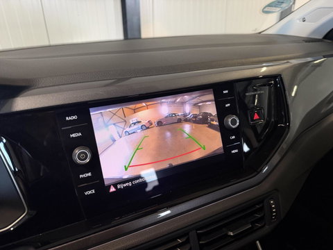 Volkswagen Polo 1.0 TSI R-line Pano Camera Beats Trekhaak