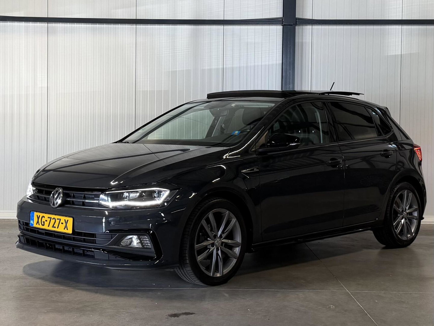 Volkswagen Polo 1.0 TSI R-line Pano Camera Beats Trekhaak