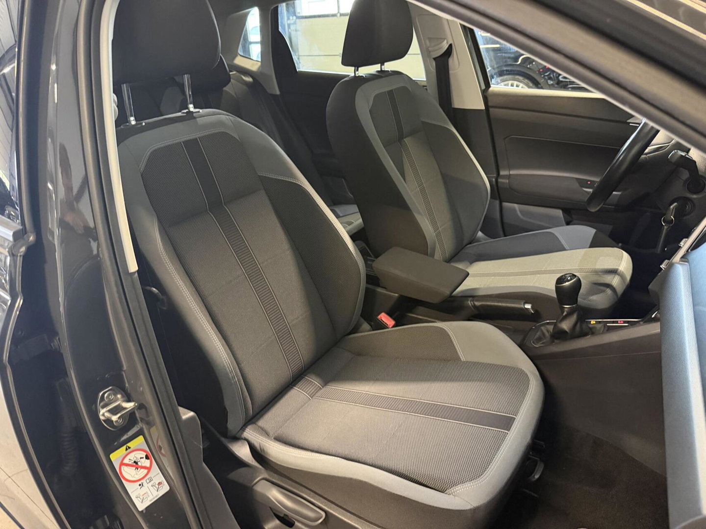 Volkswagen Polo 1.0 TSI R-line Pano Camera Beats Trekhaak