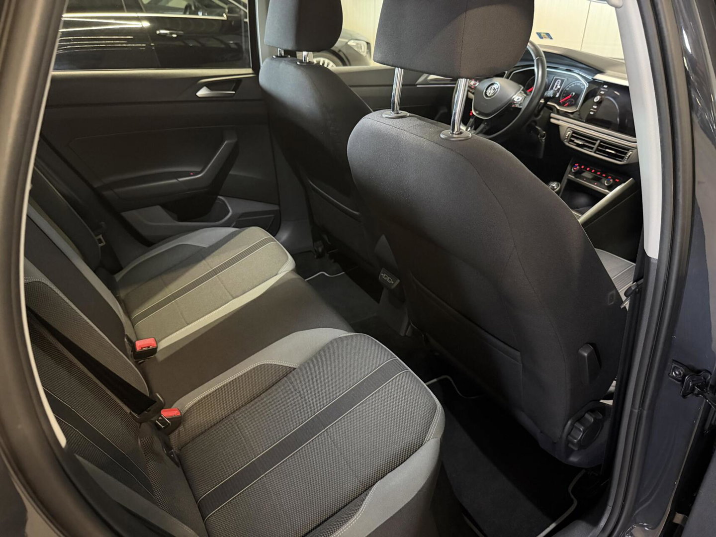 Volkswagen Polo 1.0 TSI R-line Pano Camera Beats Trekhaak