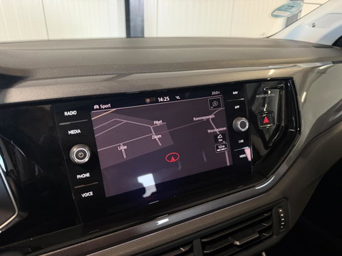 Volkswagen Polo 1.0 TSI R-line Pano Camera Beats Trekhaak