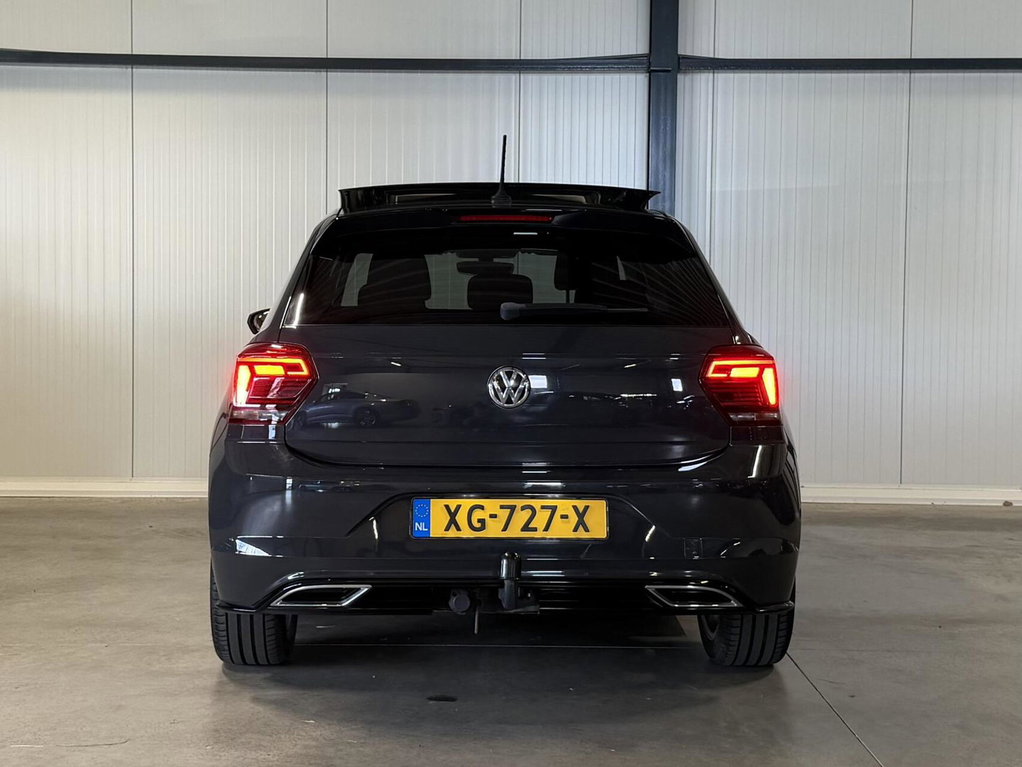 Volkswagen Polo 1.0 TSI R-line Pano Camera Beats Trekhaak