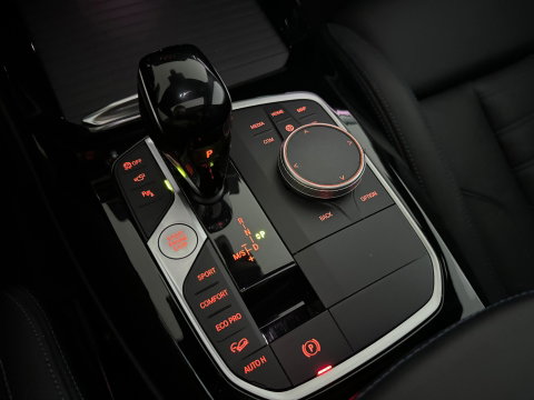 BMW X3 XDrive30i High Executive Pano|Keyless|Memory|HuD|Sfeer