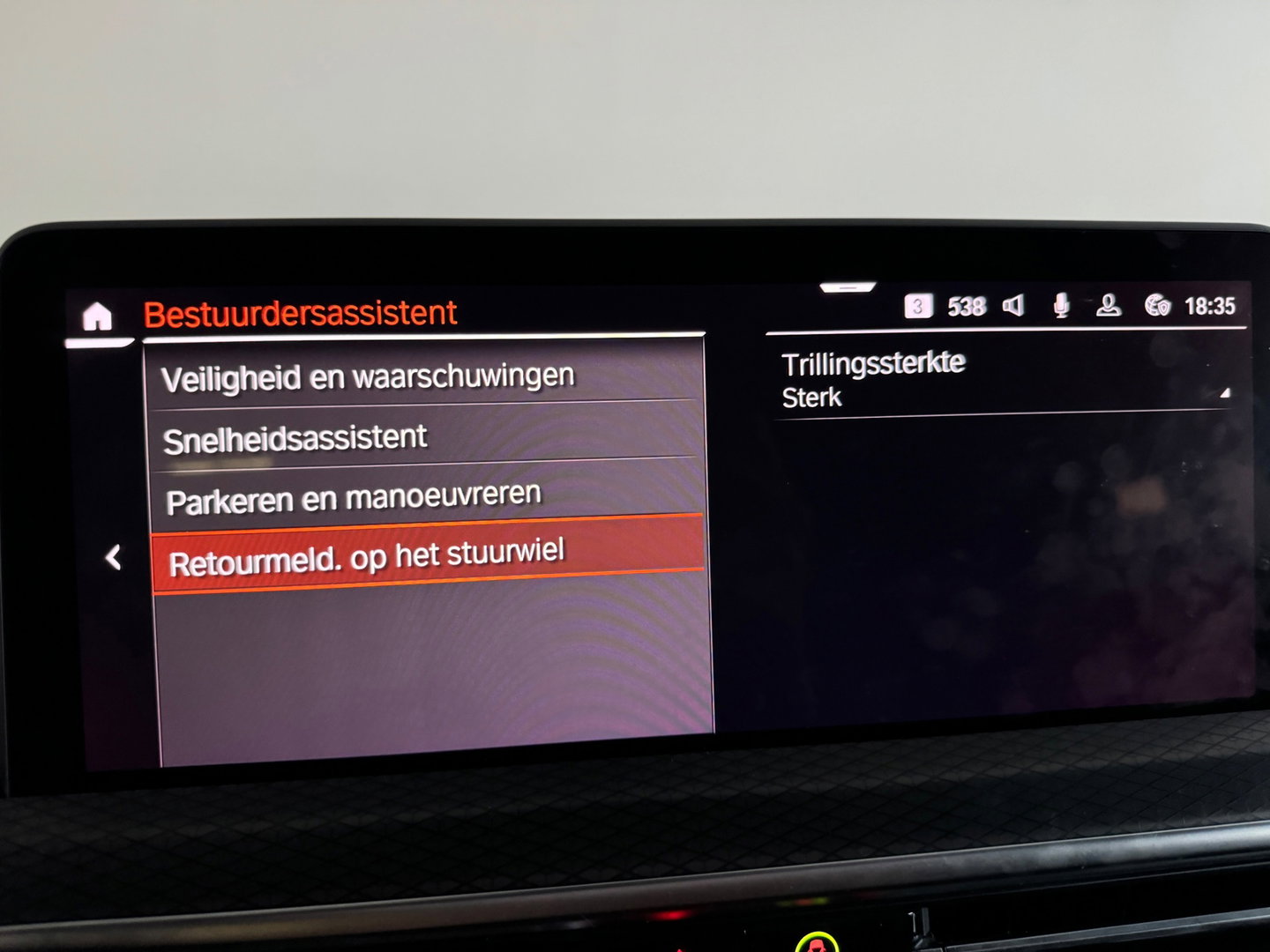 BMW X3 XDrive30i High Executive Pano|Keyless|Memory|HuD|Sfeer