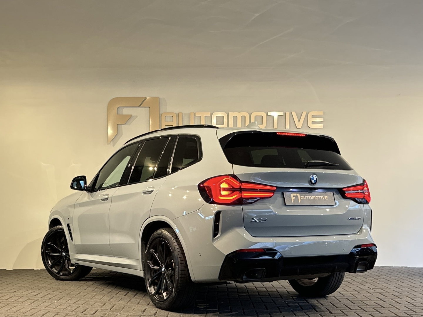 BMW X3 XDrive30i High Executive Pano|Keyless|Memory|HuD|Sfeer