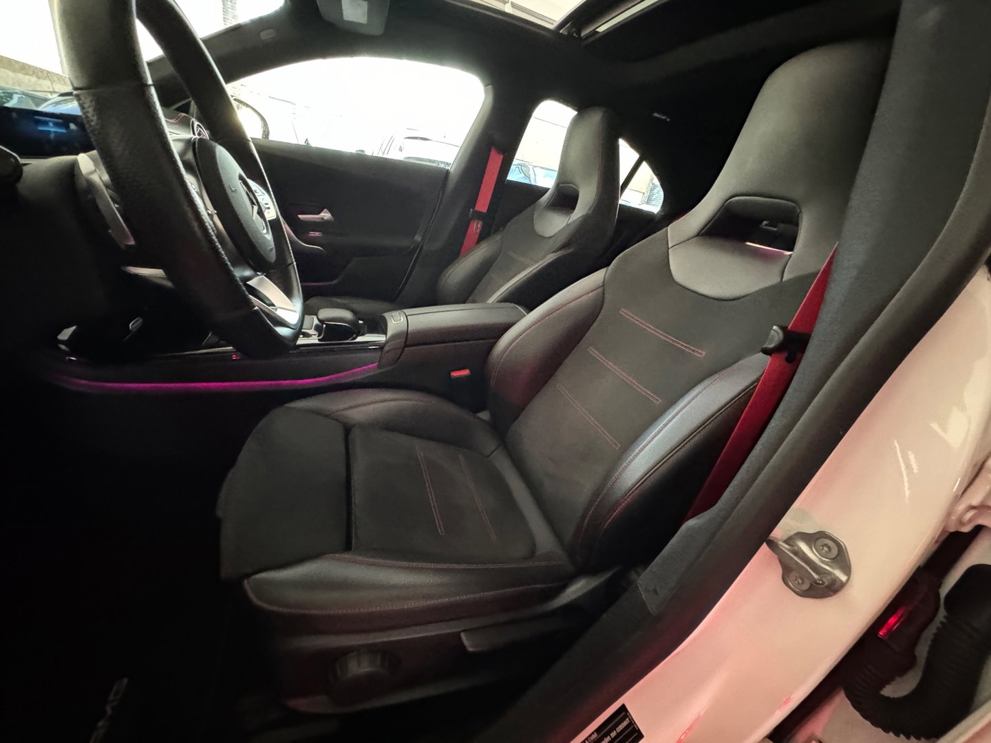Mercedes-Benz CLA-Klasse 180 AMG Pano|Sfeer|Stoelverwarming|Lane|Cruise