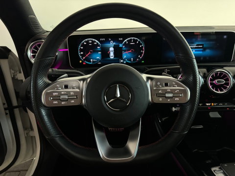 Mercedes-Benz CLA-Klasse 180 AMG Pano|Sfeer|Stoelverwarming|Lane|Cruise