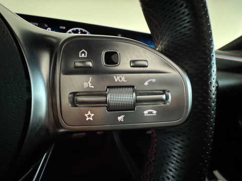 Mercedes-Benz CLA-Klasse 180 AMG Pano|Sfeer|Stoelverwarming|Lane|Cruise