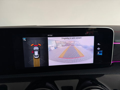 Mercedes-Benz CLA-Klasse 180 AMG Pano|Sfeer|Stoelverwarming|Lane|Cruise