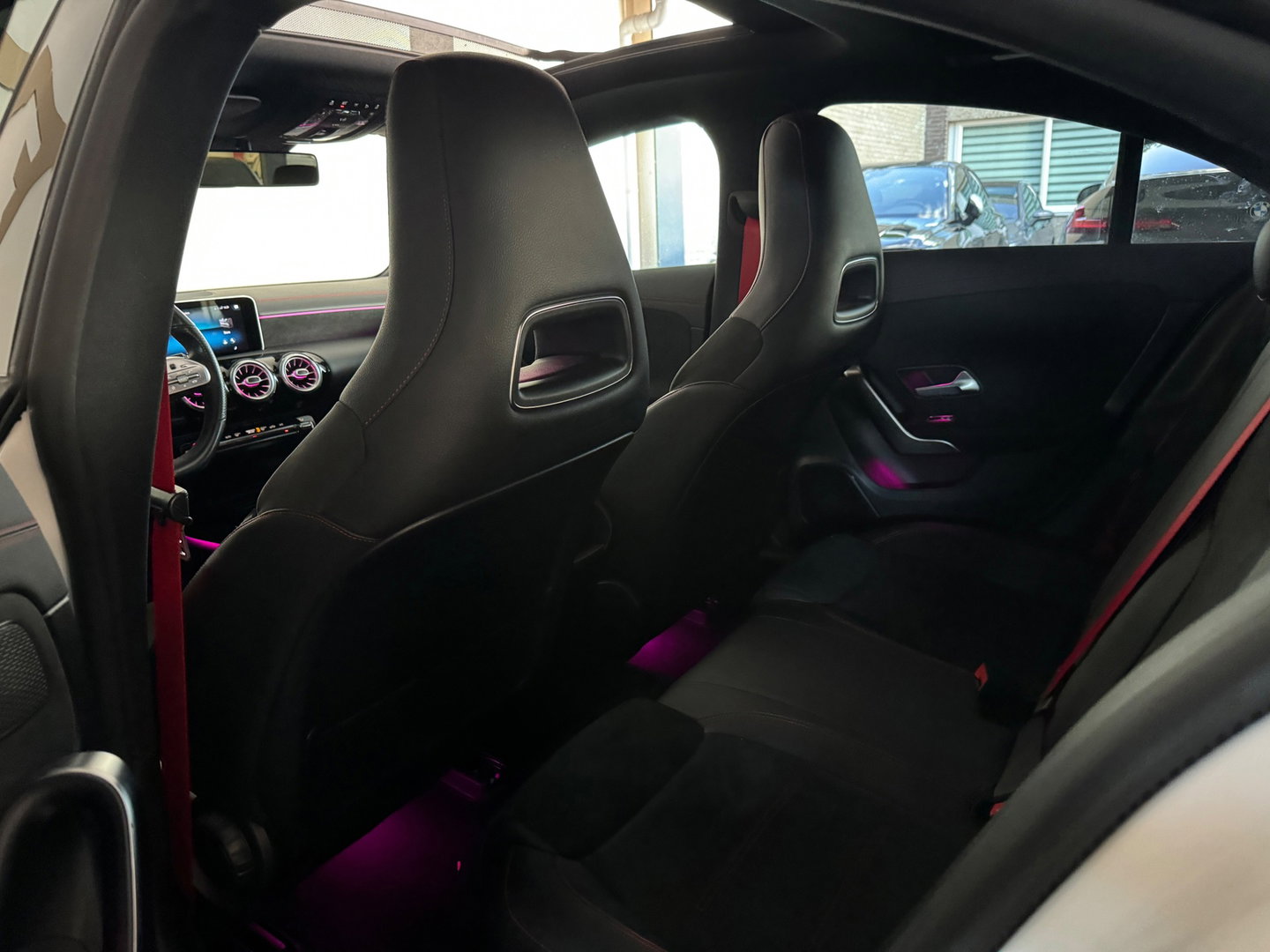 Mercedes-Benz CLA-Klasse 180 AMG Pano|Sfeer|Stoelverwarming|Lane|Cruise