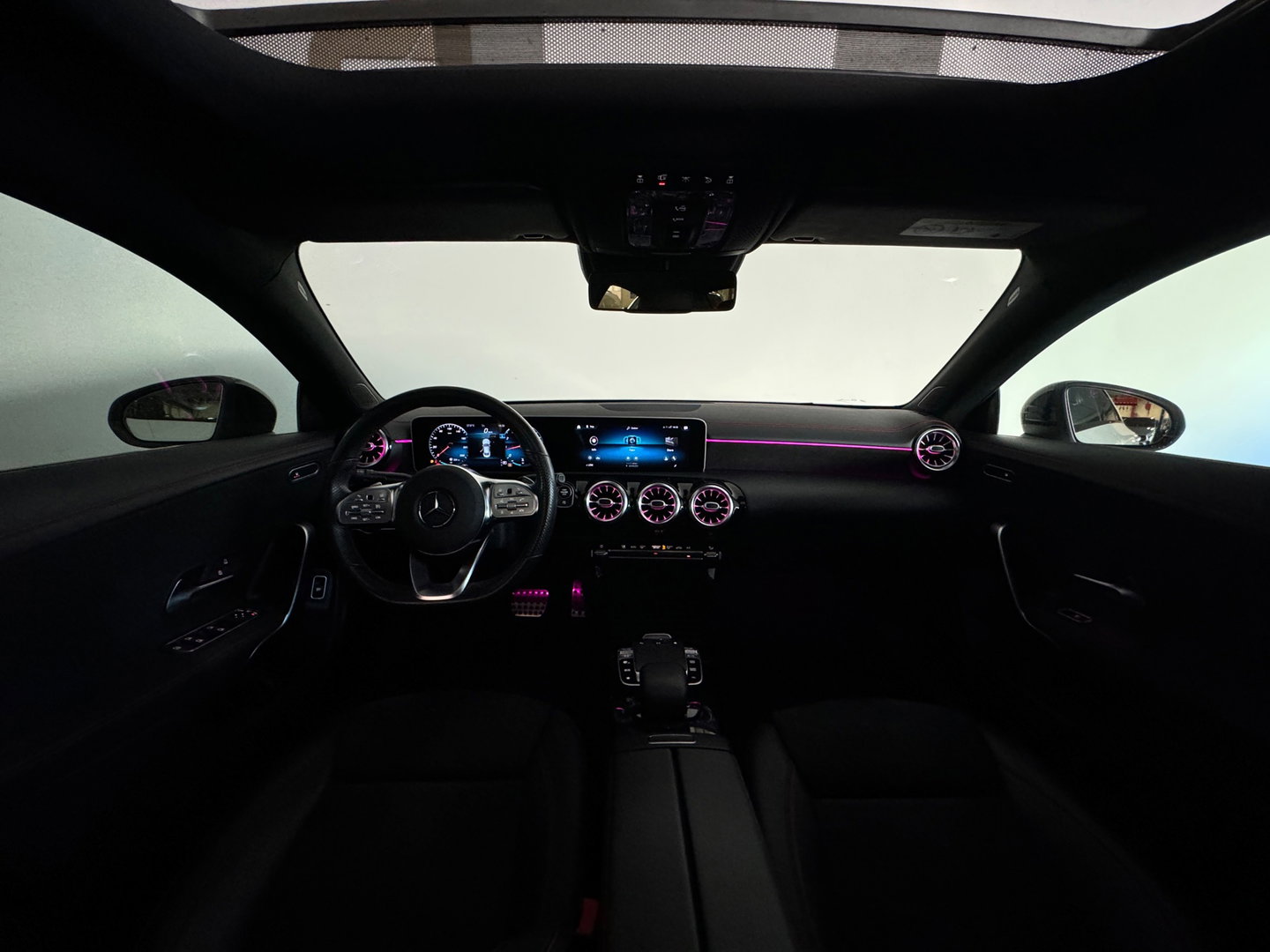 Mercedes-Benz CLA-Klasse 180 AMG Pano|Sfeer|Stoelverwarming|Lane|Cruise