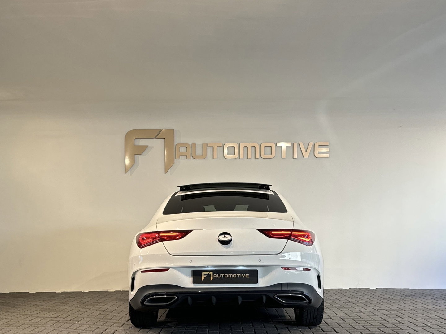 Mercedes-Benz CLA-Klasse 180 AMG Pano|Sfeer|Stoelverwarming|Lane|Cruise