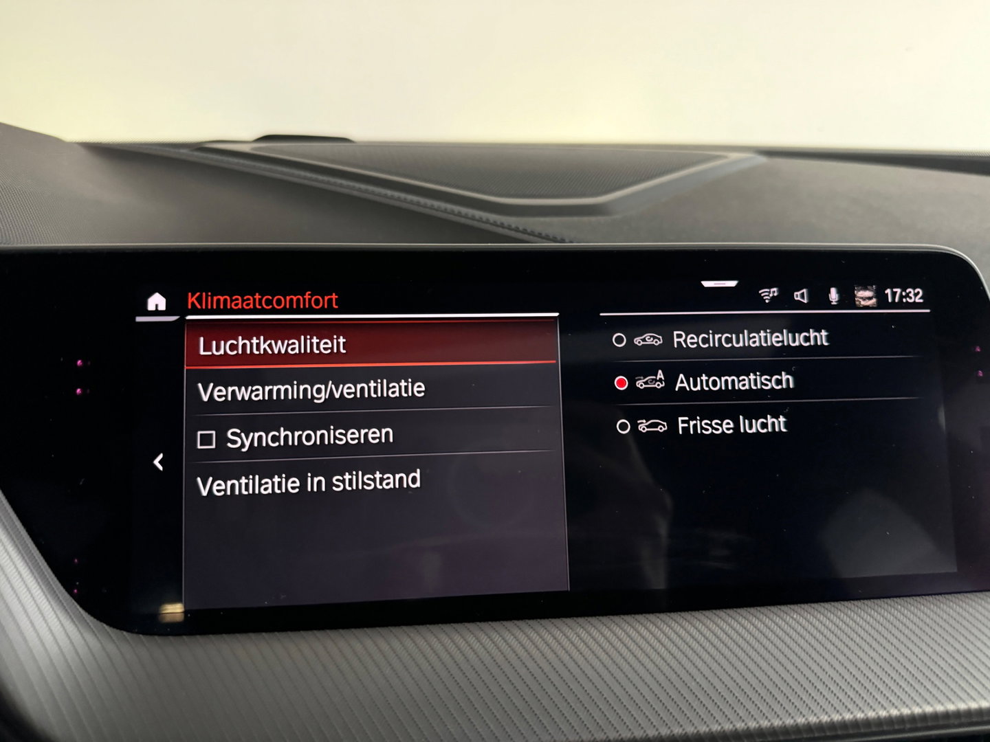 BMW 1-serie M135i xDrive Pano|H/K|Kuipstoelen|Camera|Sfeer