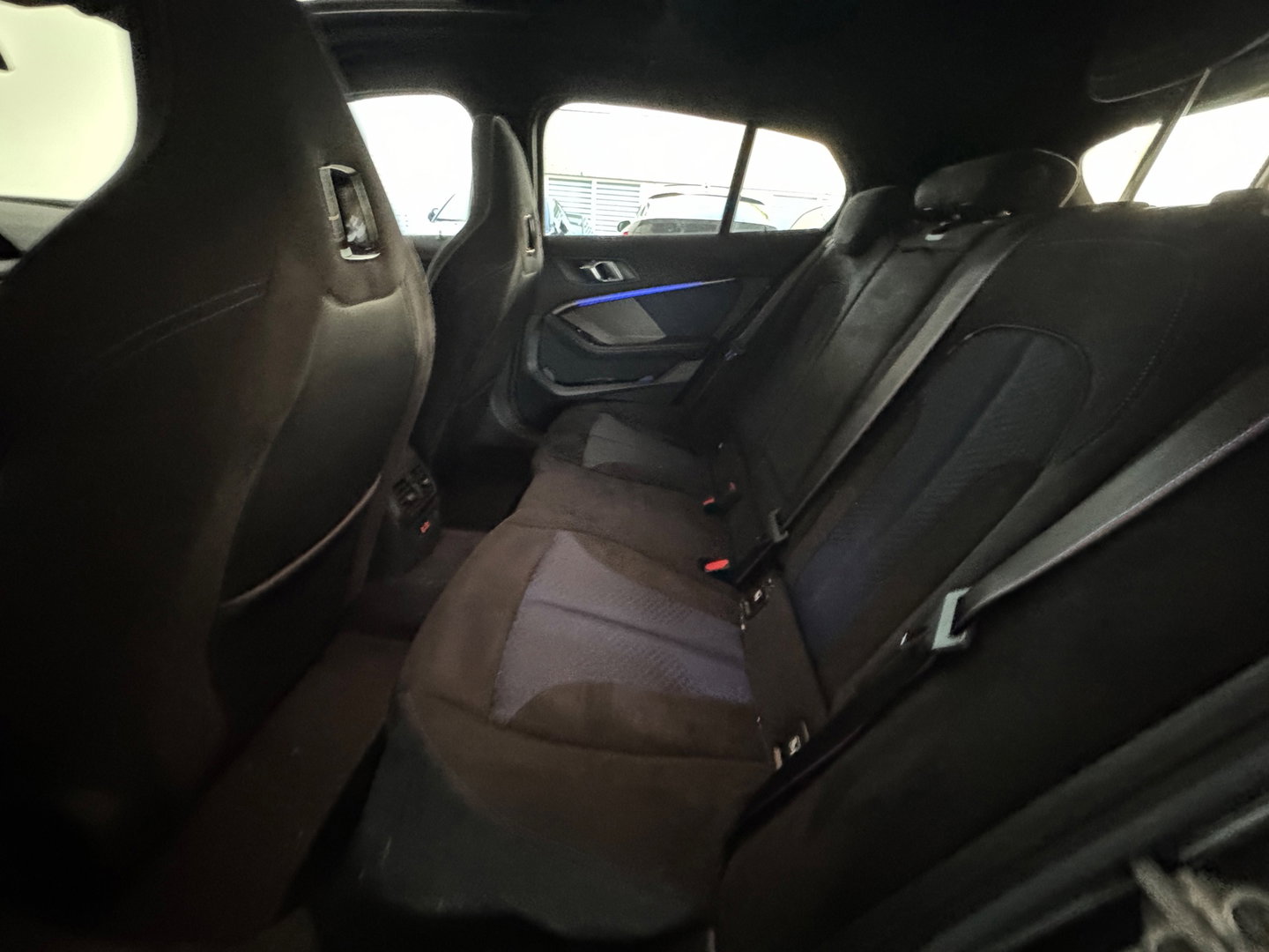 BMW 1-serie M135i xDrive Pano|H/K|Kuipstoelen|Camera|Sfeer