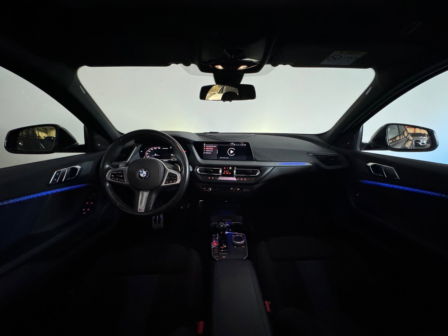 BMW 1-serie M135i xDrive Pano|H/K|Kuipstoelen|Camera|Sfeer
