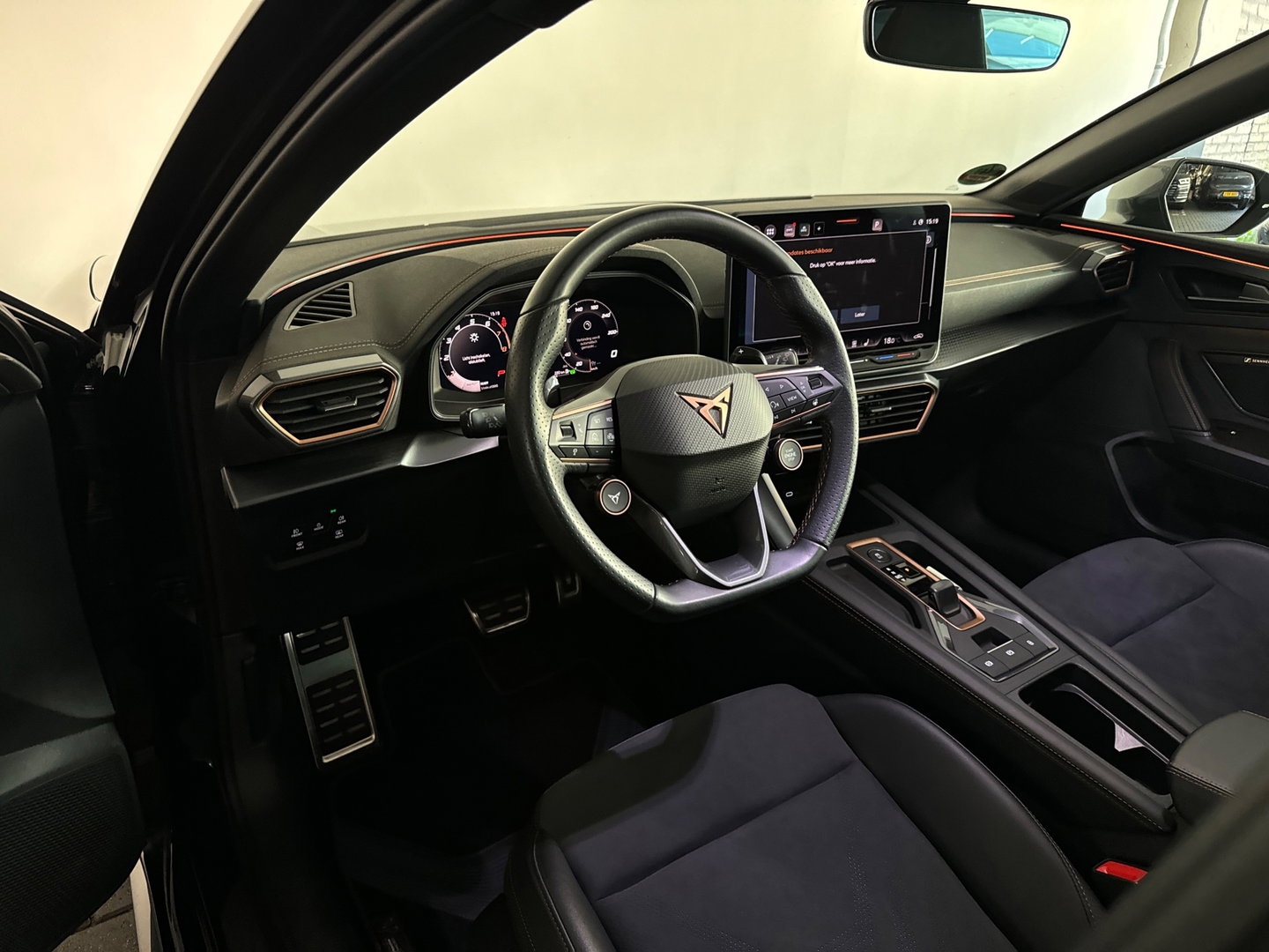 CUPRA Leon Sportstourer 1.5 TSI e-Hybrid Business Pano|Sennheisser|Keyless|ACC|Memory