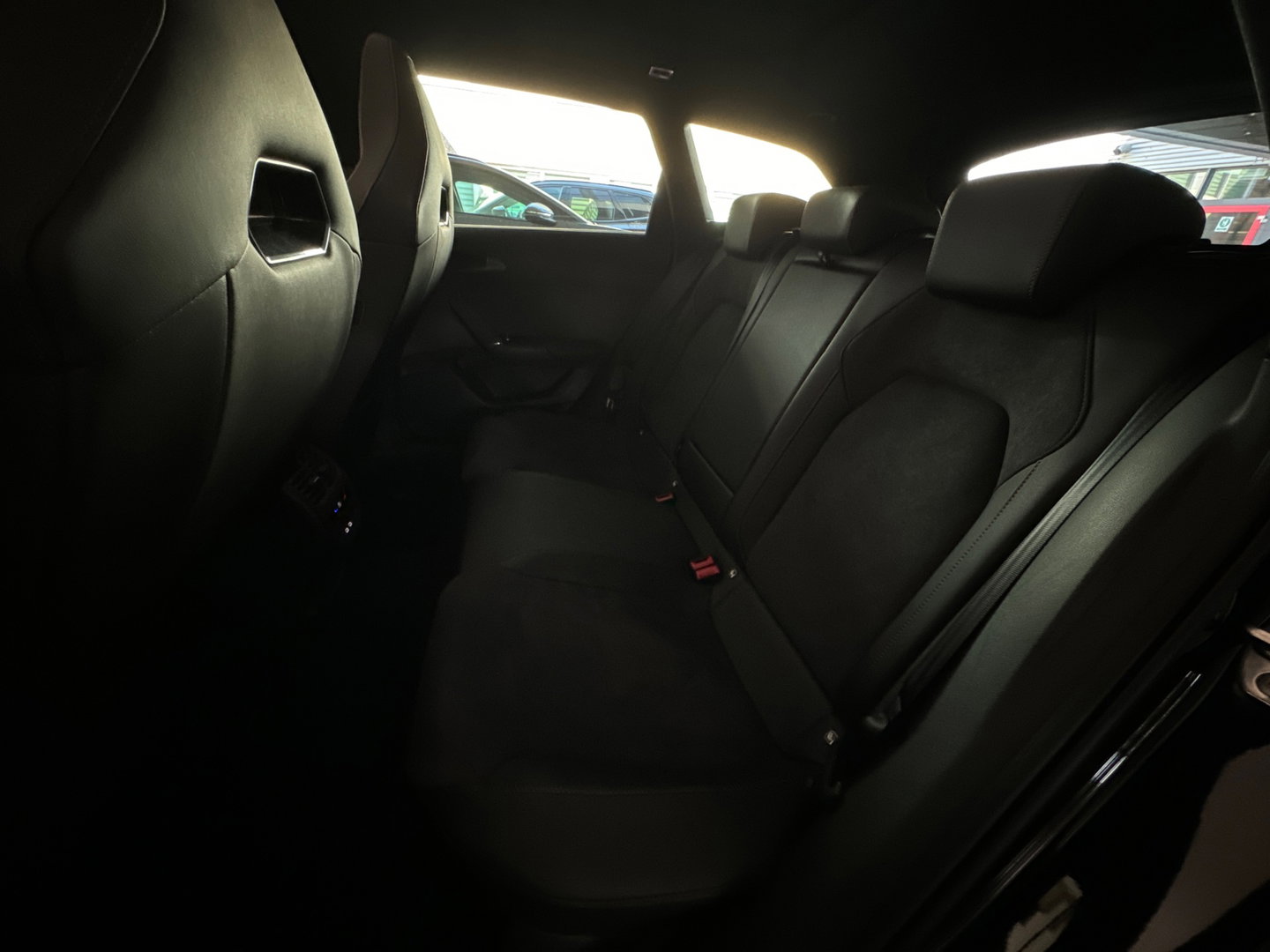 CUPRA Leon Sportstourer 1.5 TSI e-Hybrid Business Pano|Sennheisser|Keyless|ACC|Memory