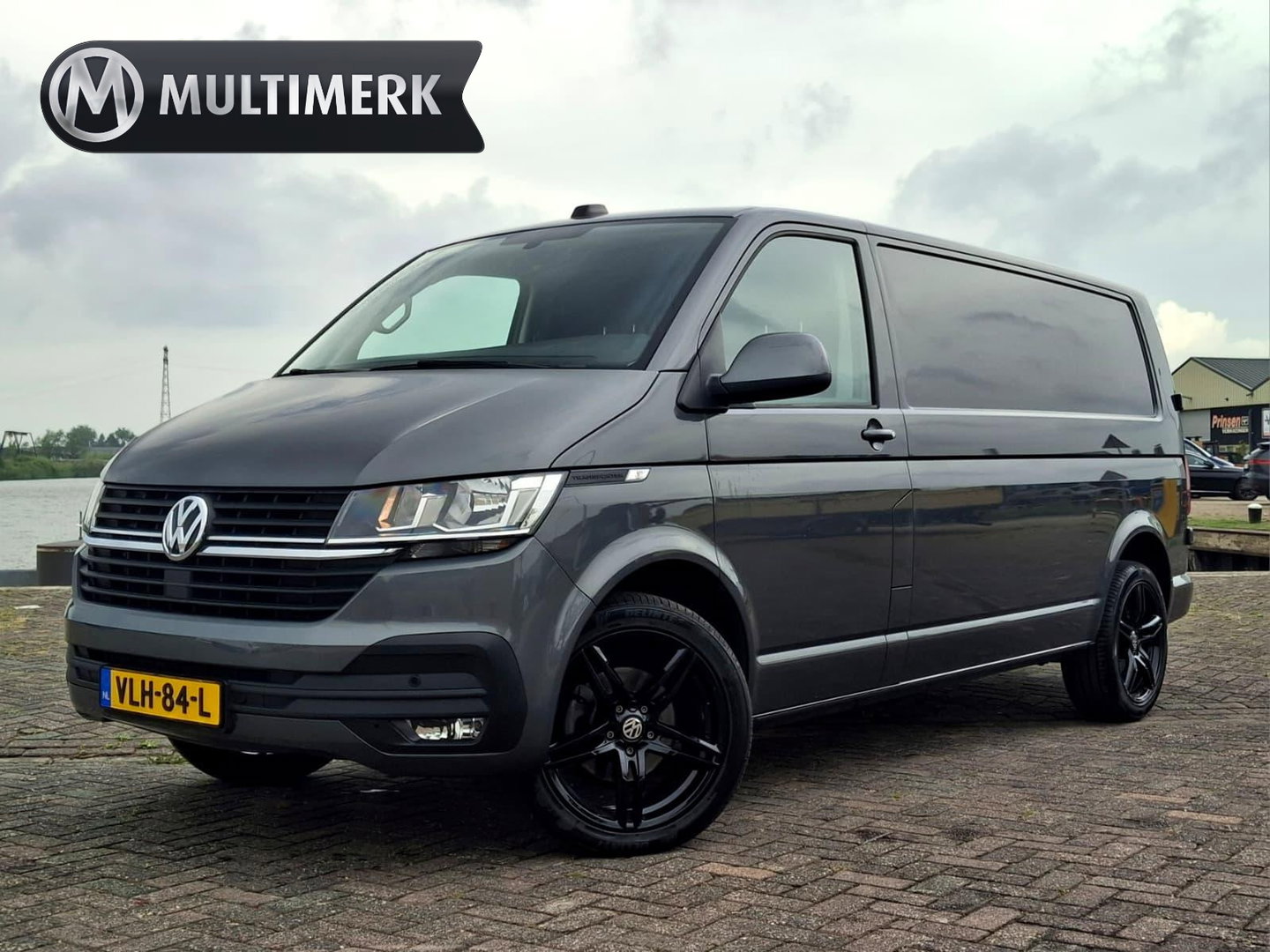 Volkswagen Transporter 2.0 TDI L2H1 Highline | ARMSTEUN | ACHTERUITRIJCAMERA | APPLE CARPLAY | 2x STOEL