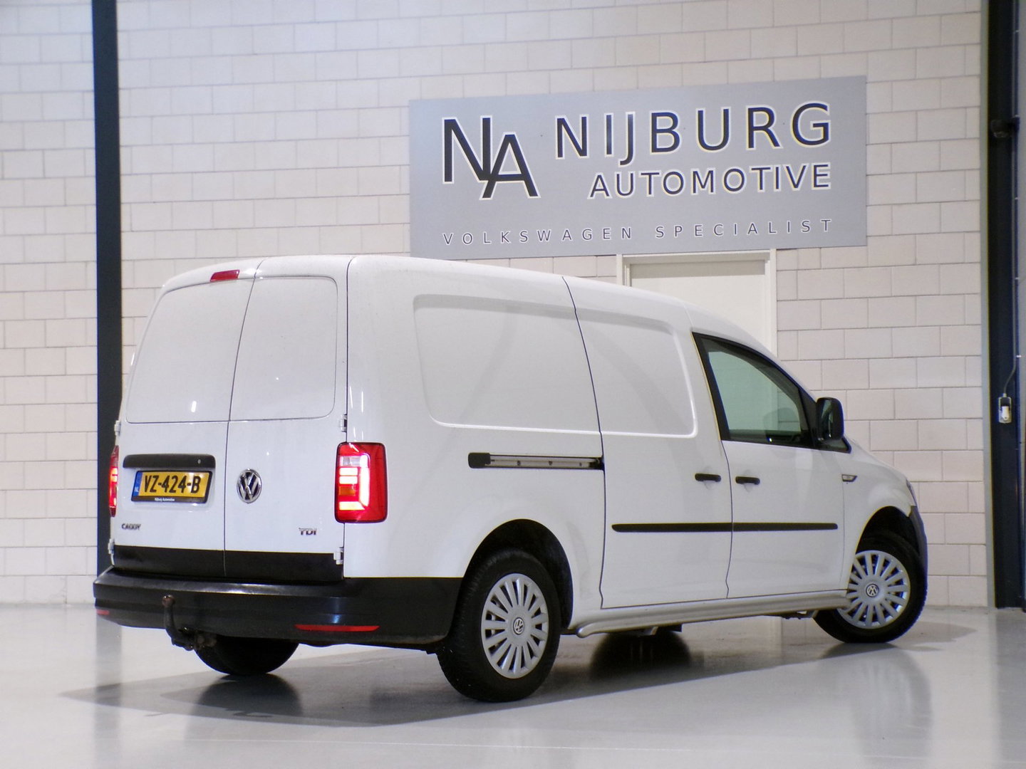 Volkswagen Caddy Maxi 2.0 TDI L2H1 BMT Maxi "INCL BTW / Marge" Origineel NL! Apple-carplay / Android-auto Trekhaak Garantie Airco