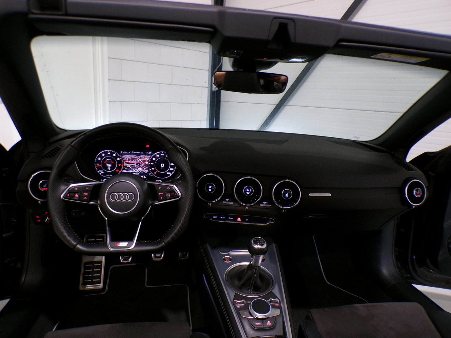 Audi TT Roadster 2.0 TFSI S-Line "Origineel NL!' 2x S line Apple-Carplay Stoelverwarming Xenon-LED Leer/Alcantara Parkeersensoren