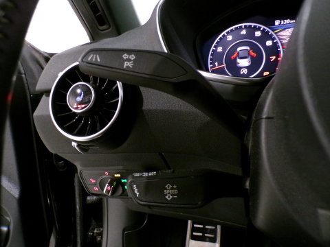 Audi TT Roadster 2.0 TFSI S-Line "Origineel NL!' 2x S line Apple-Carplay Stoelverwarming Xenon-LED Leer/Alcantara Parkeersensoren