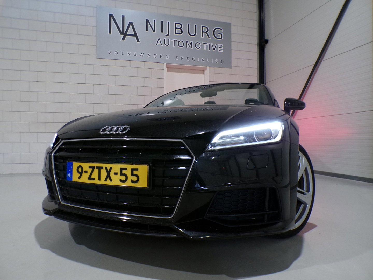 Audi TT Roadster 2.0 TFSI S-Line "Origineel NL!' 2x S line Apple-Carplay Stoelverwarming Xenon-LED Leer/Alcantara Parkeersensoren