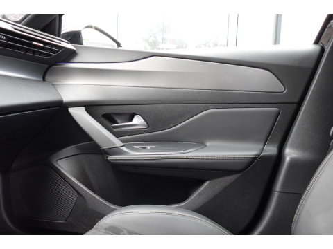Peugeot 308 1.2 PureTech GT PANO 360 MATRIX