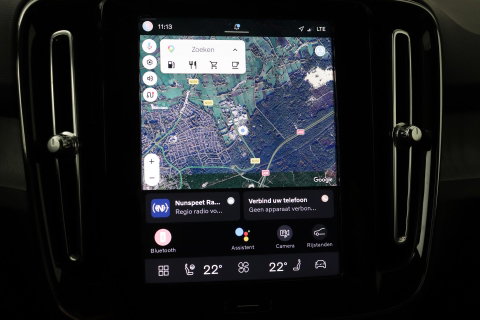 Volvo XC40 2.0 B4 Plus Bright | Trekhaak | Harman/Kardon | Leder | Keyless | Camera