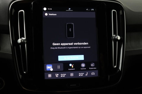 Volvo XC40 2.0 B4 Plus Bright | Trekhaak | Harman/Kardon | Leder | Keyless | Camera