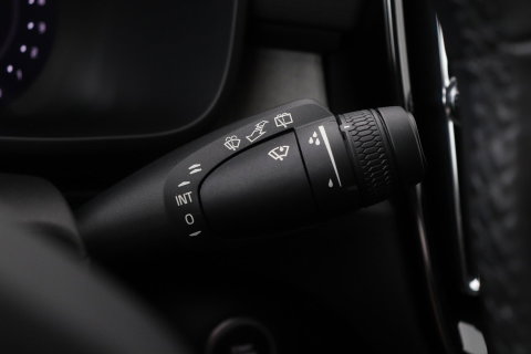 Volvo XC40 2.0 B4 Plus Bright | Trekhaak | Harman/Kardon | Leder | Keyless | Camera