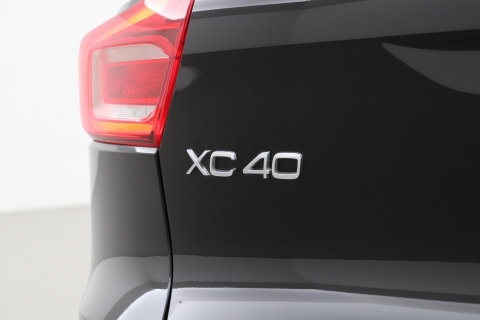 Volvo XC40 2.0 B4 Plus Bright | Trekhaak | Harman/Kardon | Leder | Keyless | Camera