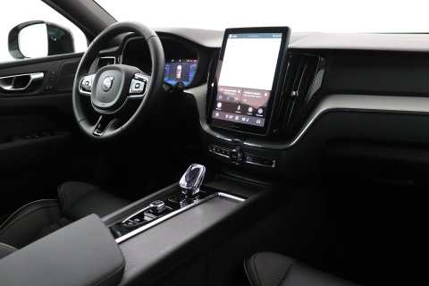 Volvo XC60 T8 Plus Black Edition | Harman/Kardon | 360° Camera | ACC | Standkachel | Keyless | Stoel+Stuurverwarming | 21 inch