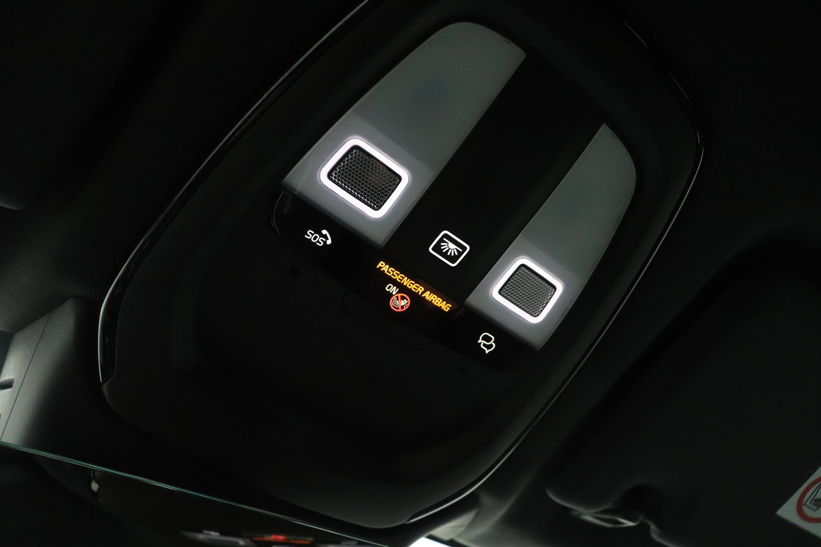 Volvo XC60 T8 Plus Black Edition | Harman/Kardon | 360° Camera | ACC | Standkachel | Keyless | Stoel+Stuurverwarming | 22 inch