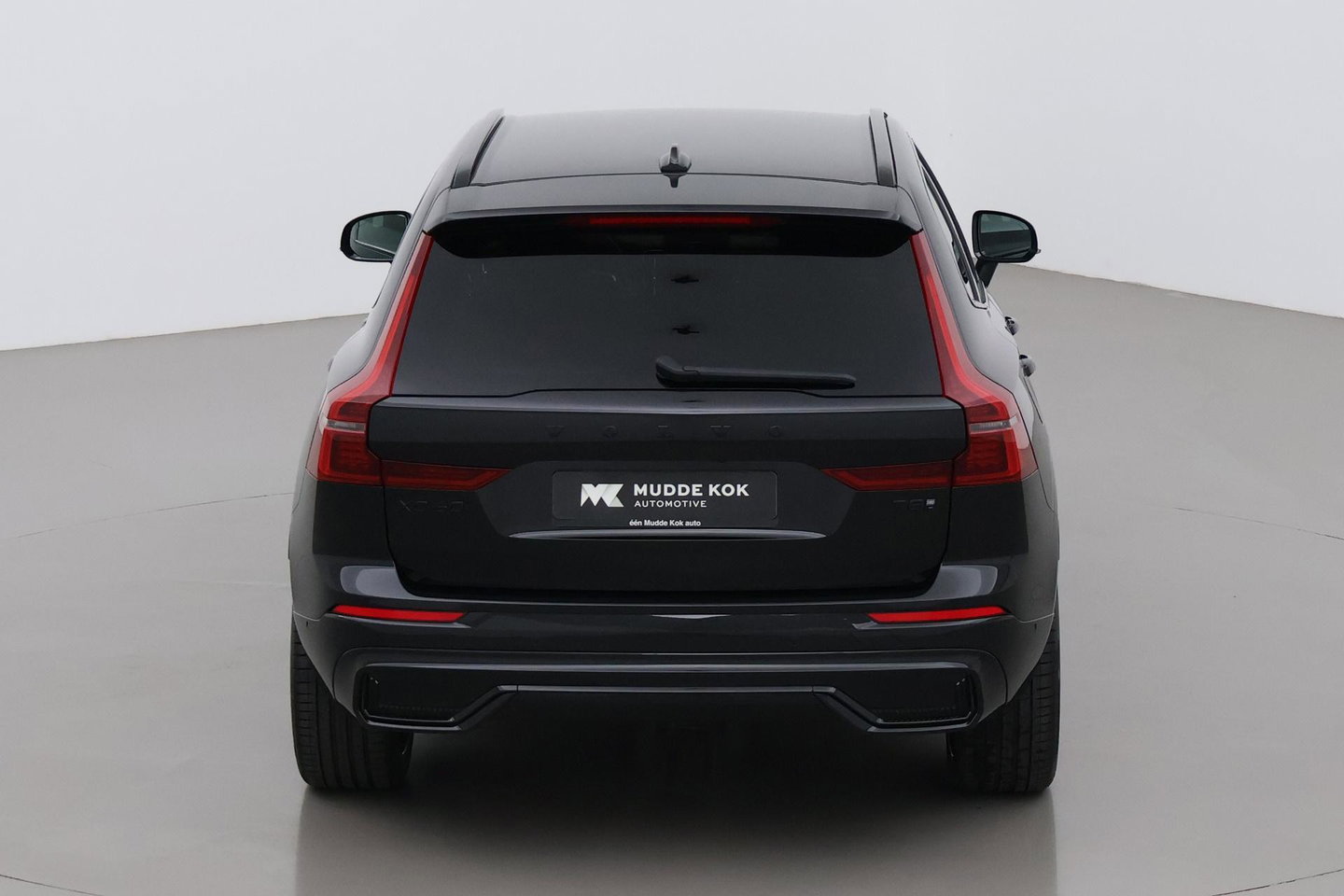 Volvo XC60 T8 Plus Black Edition | Harman/Kardon | 360° Camera | ACC | Standkachel | Keyless | Stoel+Stuurverwarming | 21 inch