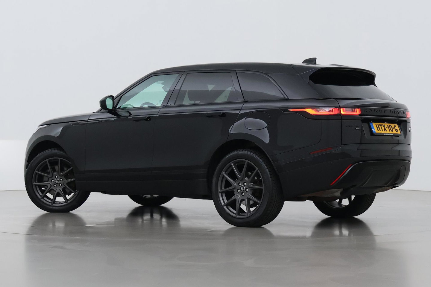 Land Rover Range Rover Velar 2.0 P400e S | ACC | Head-Up | Meridian | Memory | Stoel+Stuurverwarming | Black Pack | 21 Inch