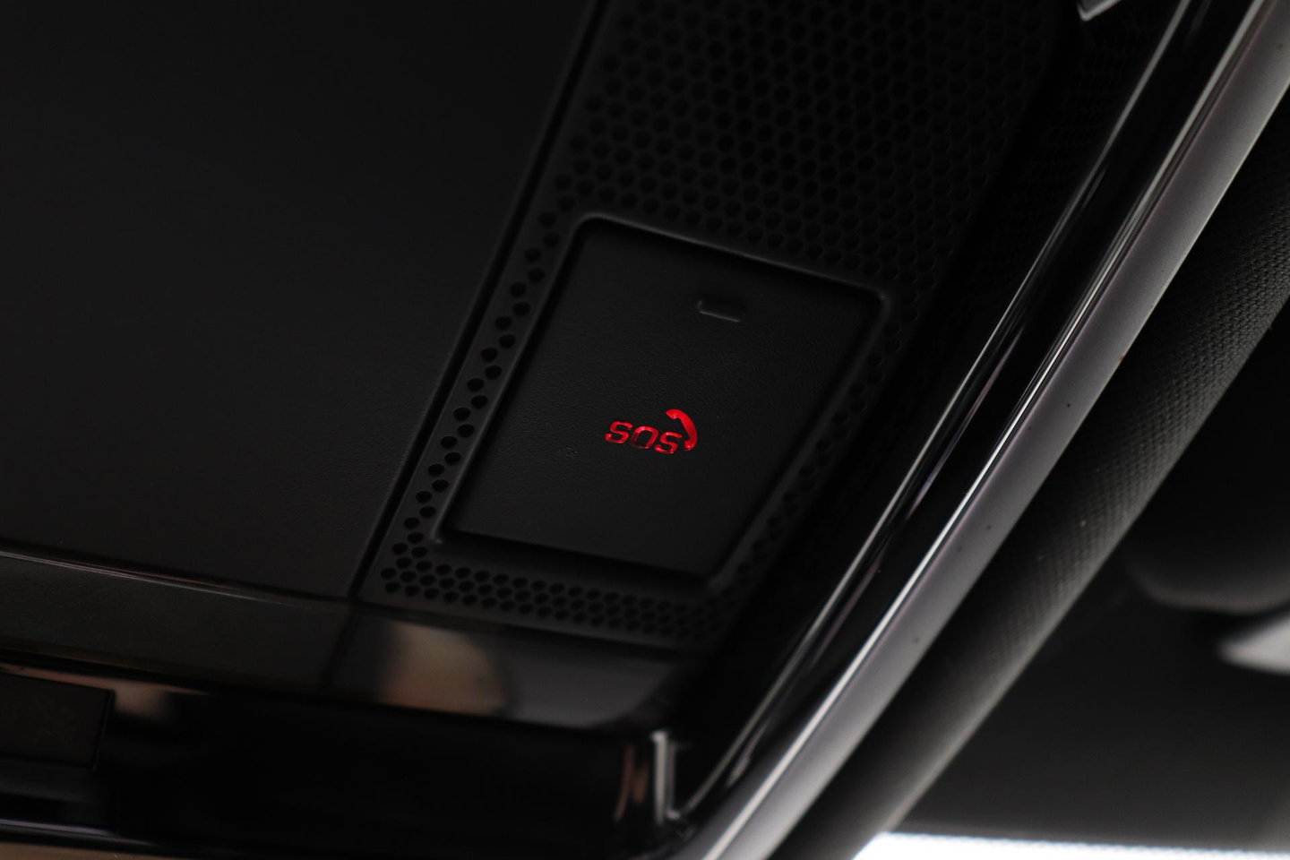 Land Rover Range Rover Velar 2.0 P400e S | ACC | Head-Up | Meridian | Memory | Stoel+Stuurverwarming | Black Pack | 21 Inch