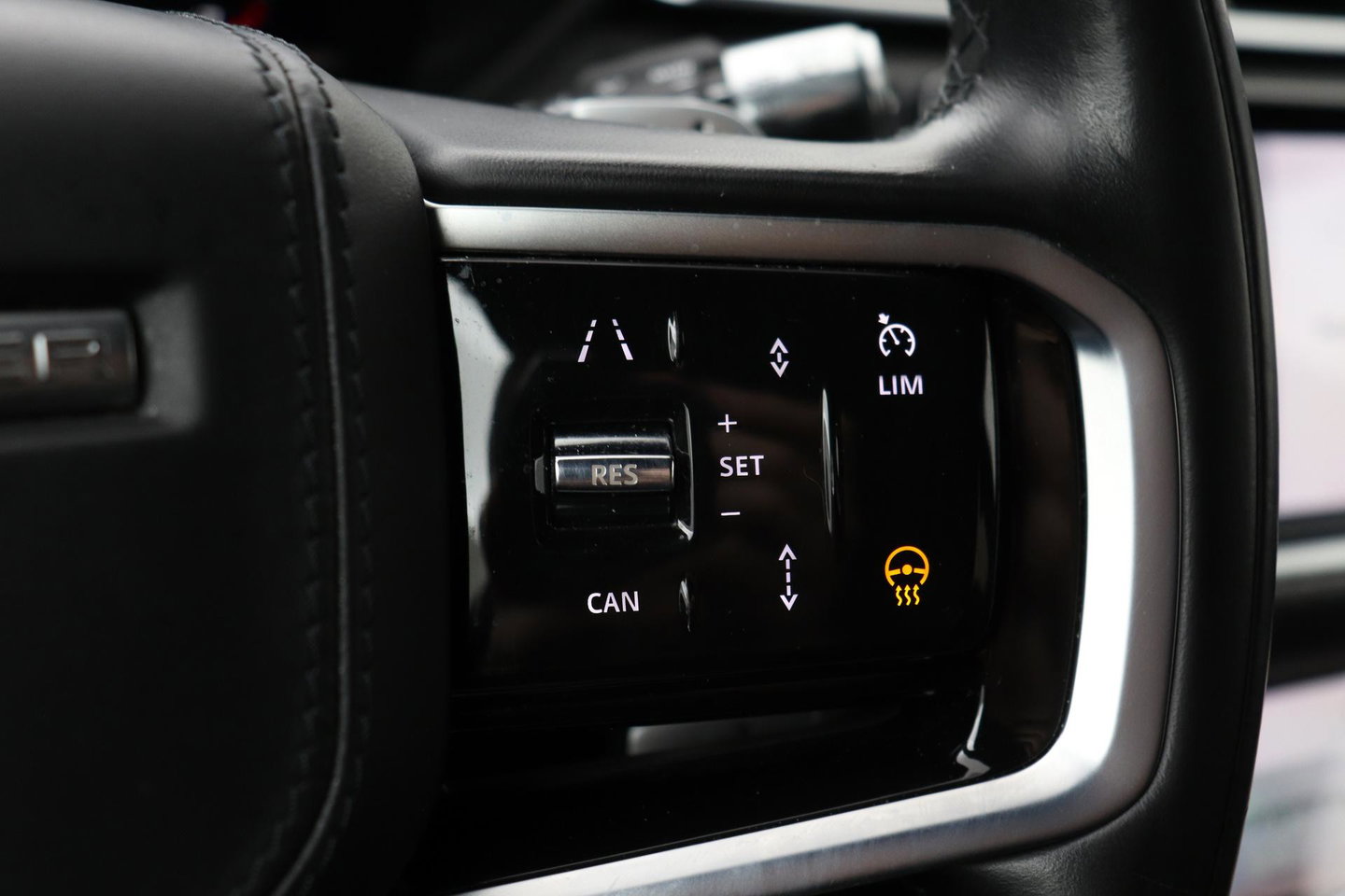 Land Rover Range Rover Velar 2.0 P400e S | ACC | Head-Up | Meridian | Memory | Stoel+Stuurverwarming | Black Pack | 21 Inch