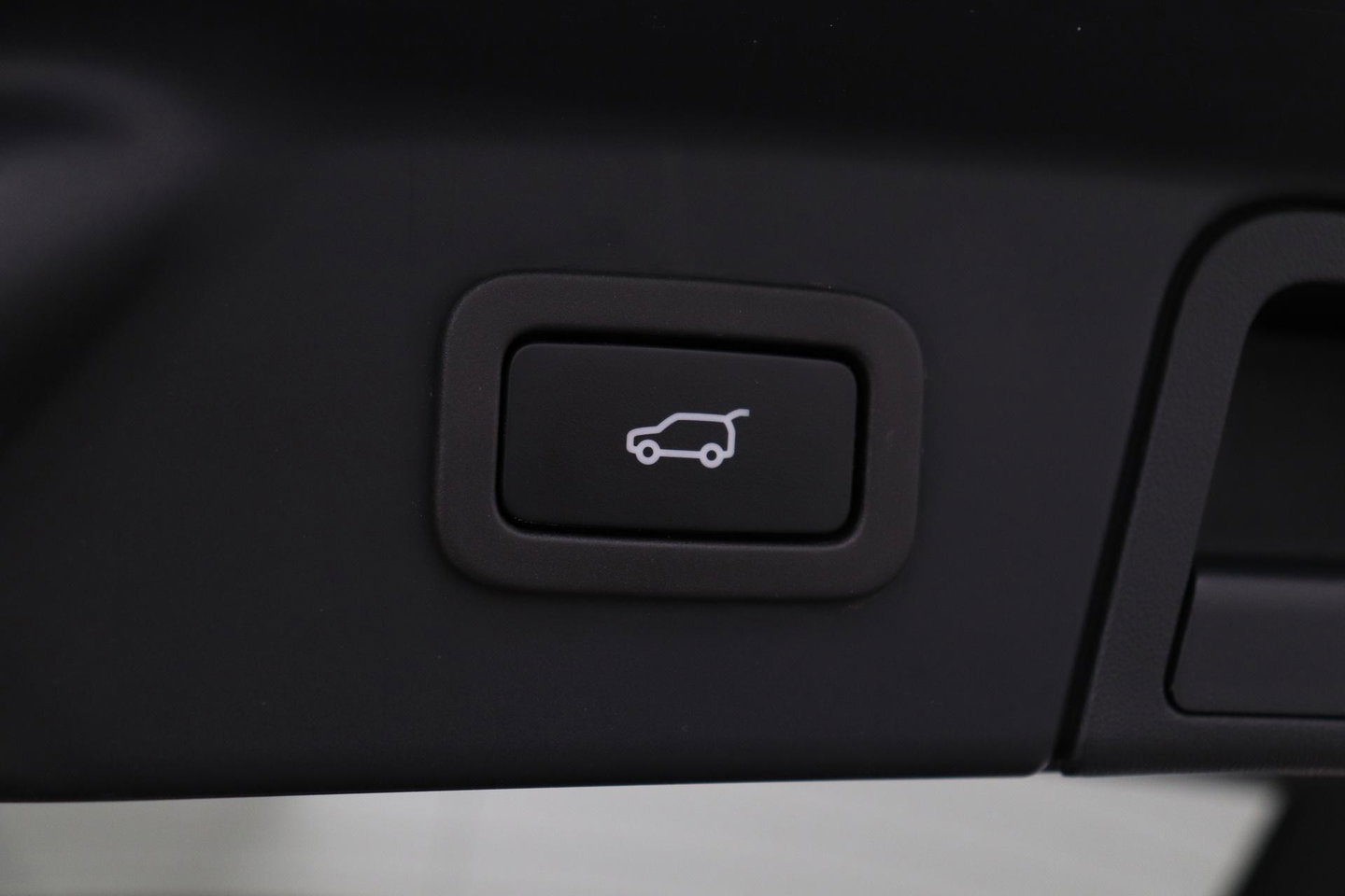 Land Rover Range Rover Velar 2.0 P400e S | ACC | Head-Up | Meridian | Memory | Stoel+Stuurverwarming | Black Pack | 21 Inch