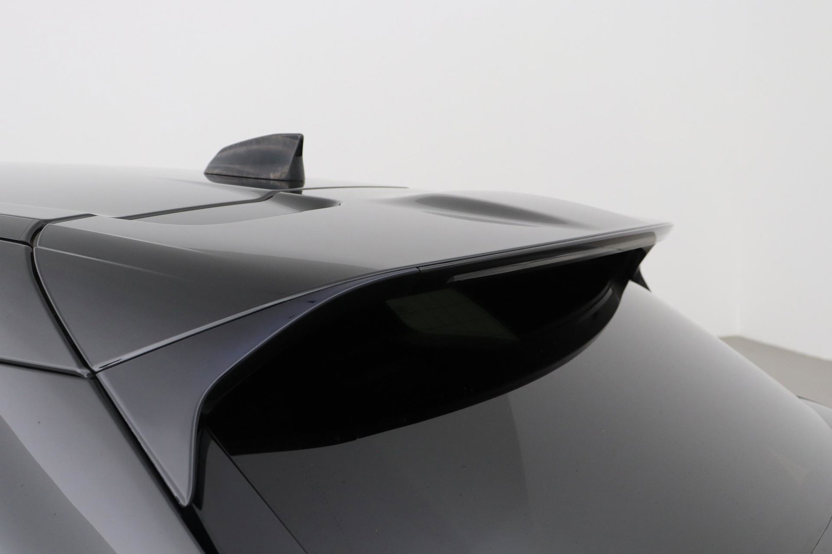 Land Rover Range Rover Velar 2.0 P400e S | ACC | Head-Up | Meridian | Memory | Stoel+Stuurverwarming | Black Pack | 21 Inch