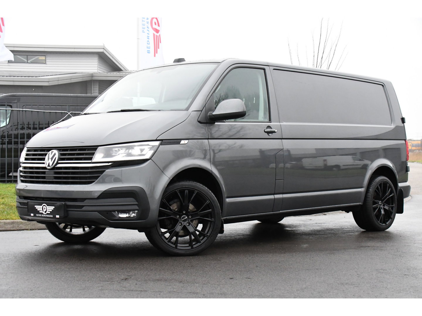 Volkswagen Transporter 2.0 TDI L2H1 30 PB Edition Highline Adaptieve Cruise, LED, Sensoren, Carplay, 150PK, Automaat, LED, Standkachel, NAVI, UNIEK!