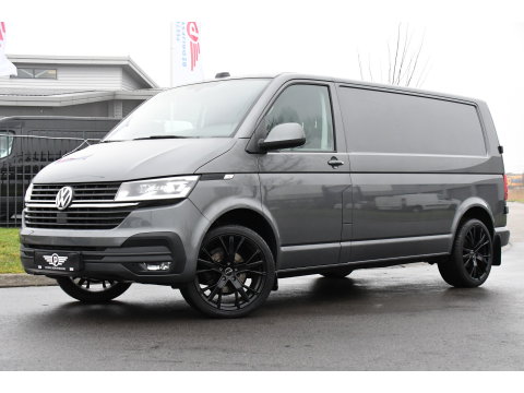 Volkswagen Transporter 2.0 TDI L2H1 30 PB Edition Highline Adaptieve Cruise, LED, Sensoren, Carplay, 150PK, Automaat, LED, Standkachel, NAVI, UNIEK!