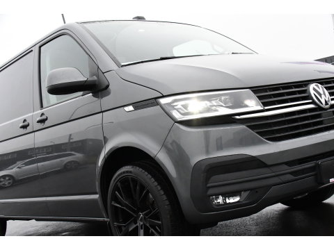 Volkswagen Transporter 2.0 TDI L2H1 30 PB Edition Highline Adaptieve Cruise, LED, Sensoren, Carplay, 150PK, Automaat, LED, Standkachel, NAVI, UNIEK!