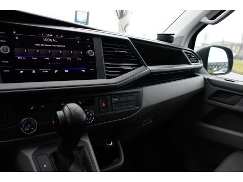 Volkswagen Transporter 2.0 TDI L2H1 30 PB Edition Highline Adaptieve Cruise, LED, Sensoren, Carplay, 150PK, Automaat, LED, Standkachel, NAVI, UNIEK!